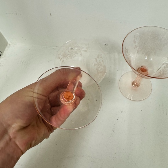 Vintage pink champagne glasses - Picture 3 of 4